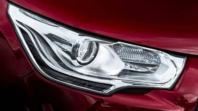 Segundo Olivier Vincent, designer do DS4, os faróis foram inspirados nos olhos humanos | <a href="https://gutenberg.quatrorodas.abril.com.br/carros/lancamentos/citroen-ds4-734568.shtml" rel="migration">Leia mais</a> Segundo Olivier Vincent, designer do DS4, os faróis foram inspirados nos olhos humanos | <a href="https://gutenberg.quatrorodas.abril.com.br/carros/lancamentos/citroen-ds4-734568.shtml" rel="migration">Leia mais</a>