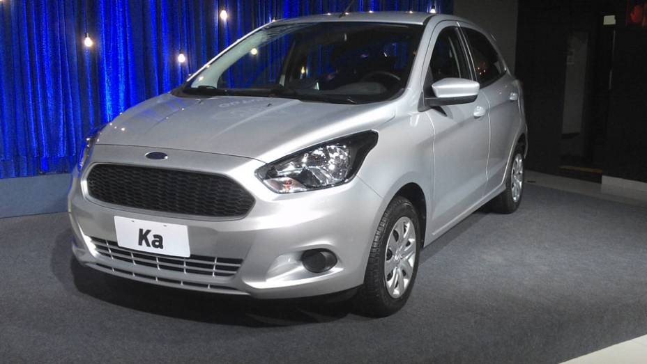 Este é o novo Ka, que será oferecido apenas com carroceria de quatro portas | <a href="https://gutenberg.quatrorodas.abril.com.br/carros/lancamentos/novo-ford-ka-792257.shtml" rel="migration">Leia mais</a>