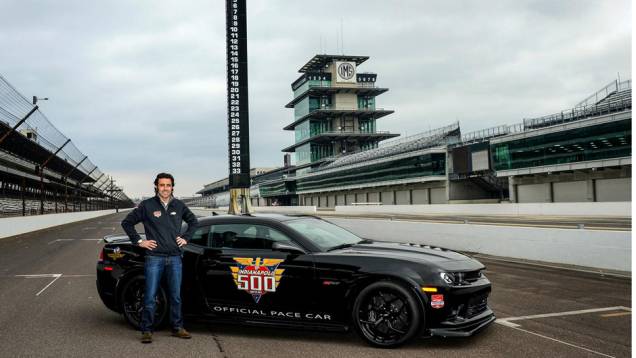 A prova será realizada no dia 25 de maio | <a href="https://gutenberg.quatrorodas.abril.com.br/noticias/fabricantes/f-indy-apresenta-seu-novo-pace-car-chevrolet-camaro-z-28-777840.shtml" rel="migration">Leia mais</a> A prova será realizada no dia 25 de maio | <a href="https://gutenberg.quatrorodas.abril.com.br/noticias/fabricantes/f-indy-apresenta-seu-novo-pace-car-chevrolet-camaro-z-28-777840.shtml" rel="migration">Leia mais</a>