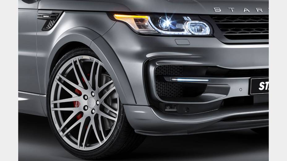 A novidade para o carro britânico lhe acrescentou mais de cinco centímetros de largura. | <a href="https://gutenberg.quatrorodas.abril.com.br/noticias/saloes/genebra-2014/brabus-mostrara-range-rover-sport-startech-genebra-774767.shtml" rel="migration">Leia mais</a>