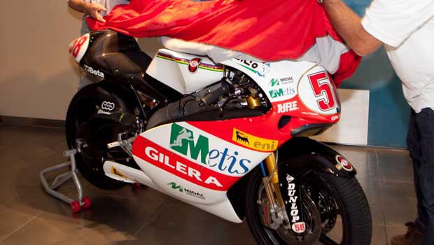 Moto foi doada para a fundação Marco Simoncelli Moto foi doada para a fundação Marco Simoncelli