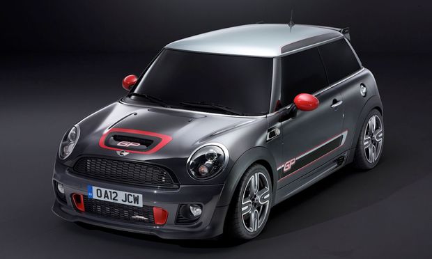 MINI levará John Cooper Works GP ao Salão de Paris