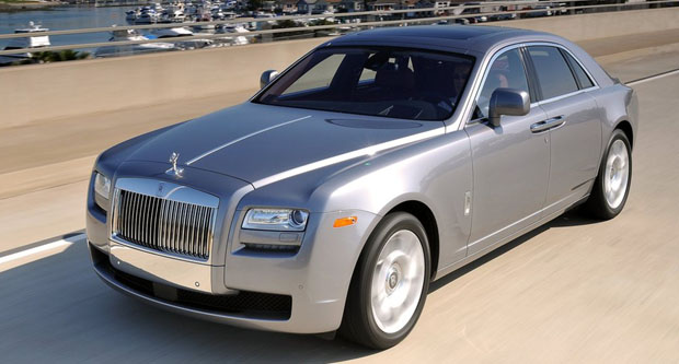 Rolls Royce inaugura revenda em São Paulo