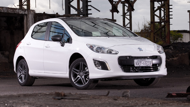 Peugeot 308 THP chega ao Brasil por R$ 73.990,00