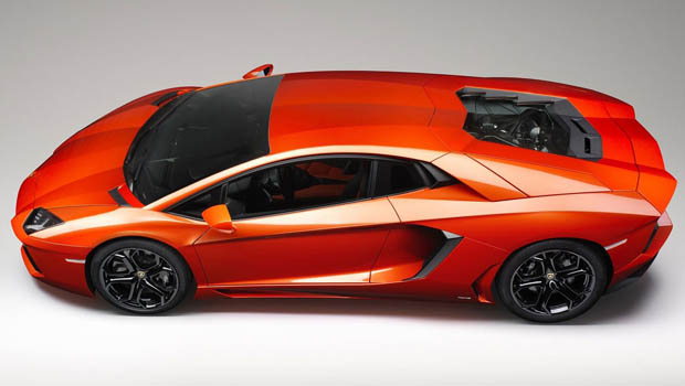 aventadorgaleria141212.jpg