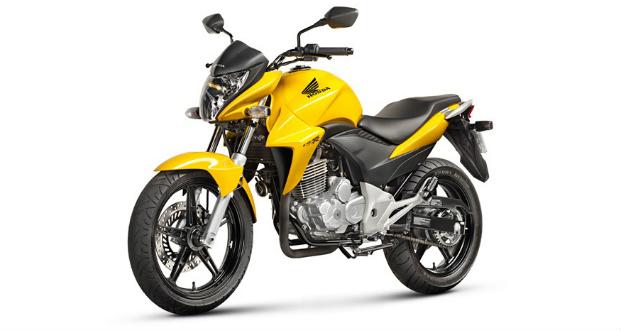 Honda lança CB 300R e XRE 300 Flex Honda lança CB 300R e XRE 300 Flex