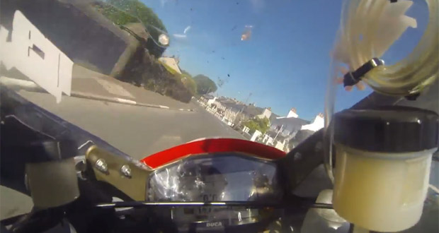 Vídeo: Dê uma volta na Ilha de Man