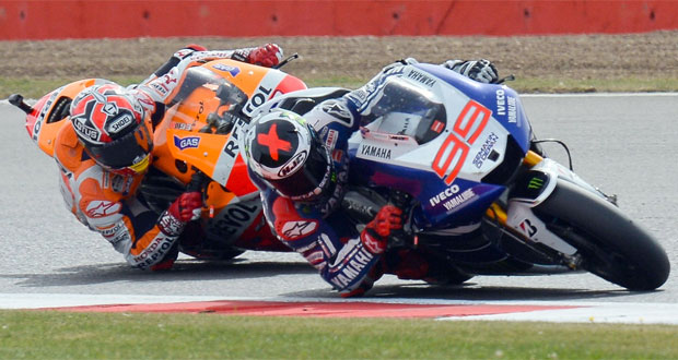 Lorenzo diz que Márquez coloca rivais em risco Lorenzo diz que Márquez coloca rivais em risco