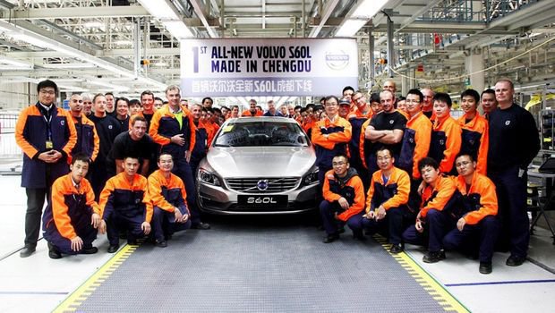 Volvo começa a produzir S60L na China