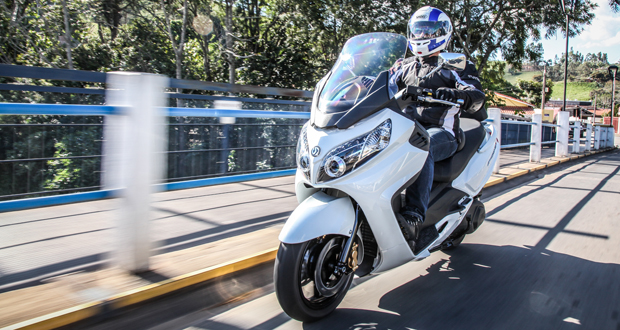 Dafra lança Maxsym 400i por R$ 20 990 Dafra lança Maxsym 400i por R$ 20 990