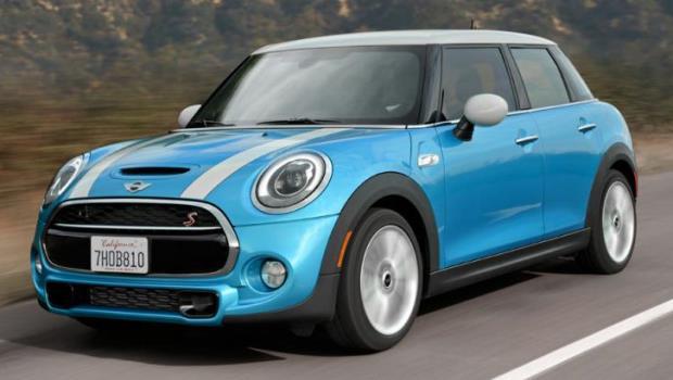 MINI revela Cooper 5 portas norte-americano