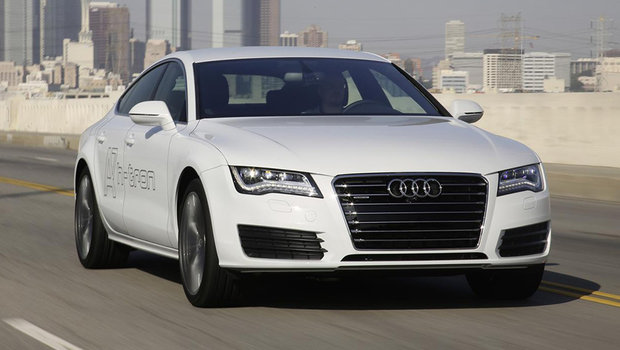 Audi oficializa A7 h-tron quattro concept