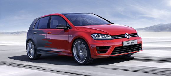 VW exibe Golfs tecnológicos na CES