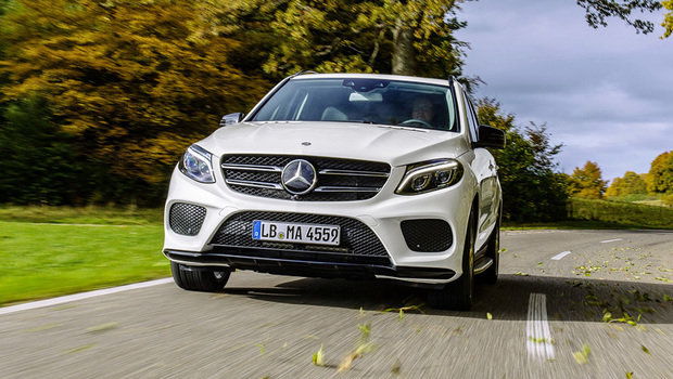 mercedes-benz-gle-450-amg-2.jpeg Mercedes-Benz GLE ganha versão apimentada 450 AMG