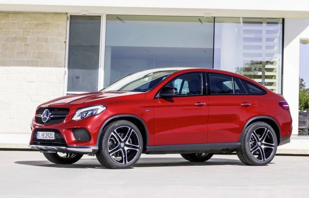 Ano novo, SUVs novos: Mercedes-Benz lança GLE Coupé e GLC