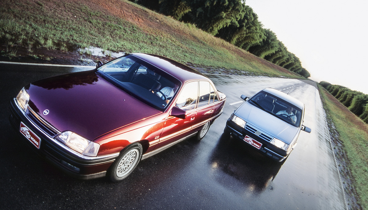 Chevrolet Omega 3.0i CD x Fiat Tempra Ouro 2.0 16V Chevrolet Omega 3.0i CD x Fiat Tempra Ouro 2.0 16V