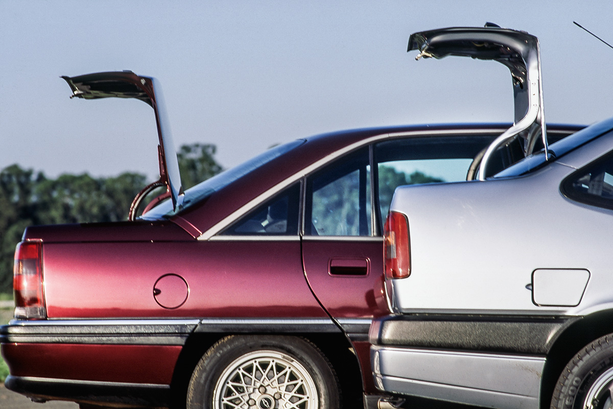 Chevrolet Omega 3.0i CD x Fiat Tempra Ouro 2.0 16V Chevrolet Omega 3.0i CD x Fiat Tempra Ouro 2.0 16V