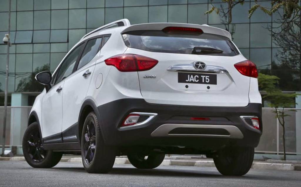 Novo-JAC-T5-2015 (6) Novo-JAC-T5-2015 (6)