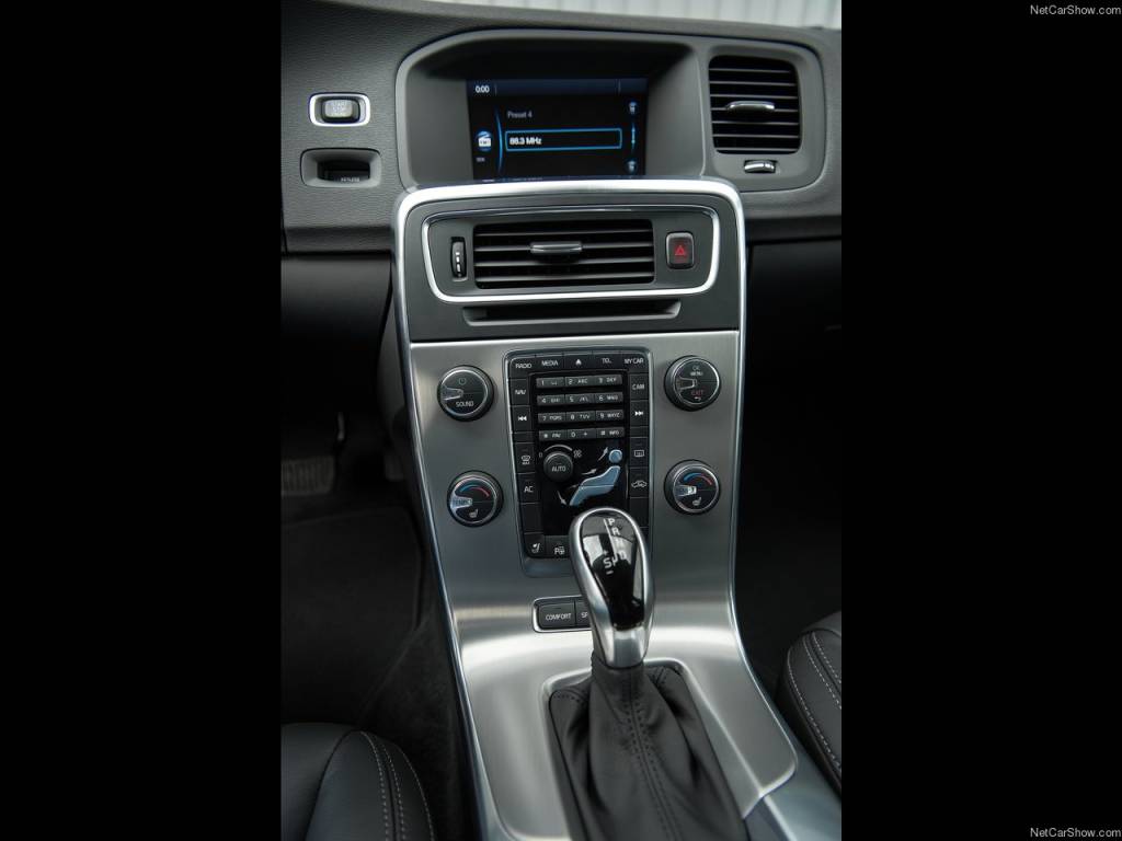 Volvo S60 R Design Volvo S60 R Design