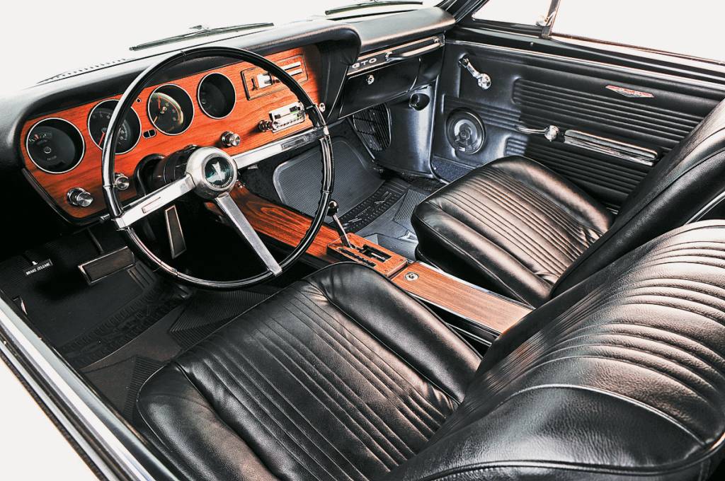 570d75cb82bee1142b009680qr-597-gdes-carros-pontiac-03.jpeg Pontiac GTO 1967