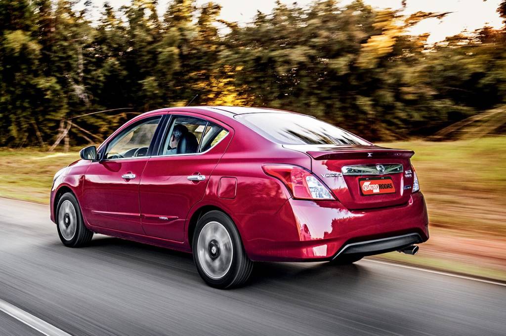 Nissan Versa Nissan Versa