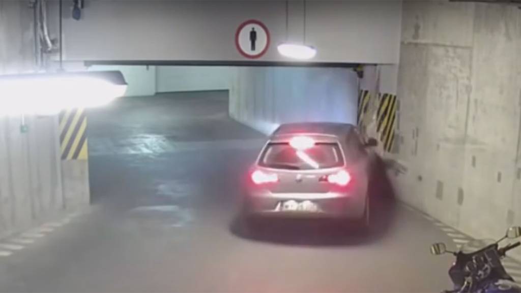 Motorista bêbado bate Alfa Romeo 159 Motorista bêbado bate Alfa Romeo 159