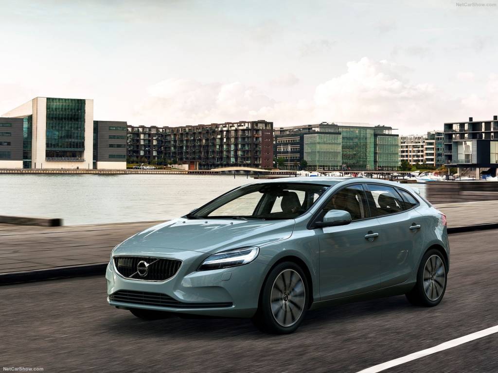 Volvo-V40-2017-1600-03 Volvo-V40-2017-1600-03
