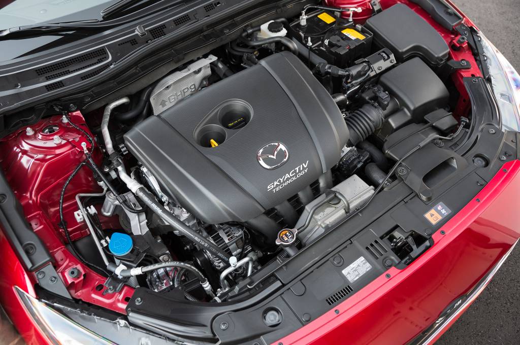 2014-Mazda3-engine 2014-Mazda3-engine