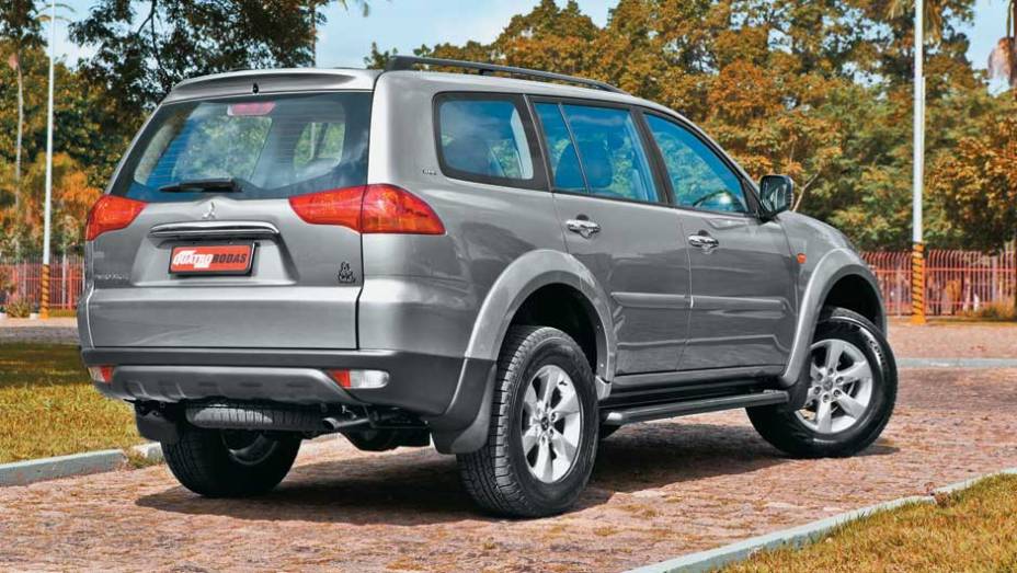 Discreta inscrição "flex" na traseira identifica a versão Discreta inscrição "flex" na traseira identifica a versão