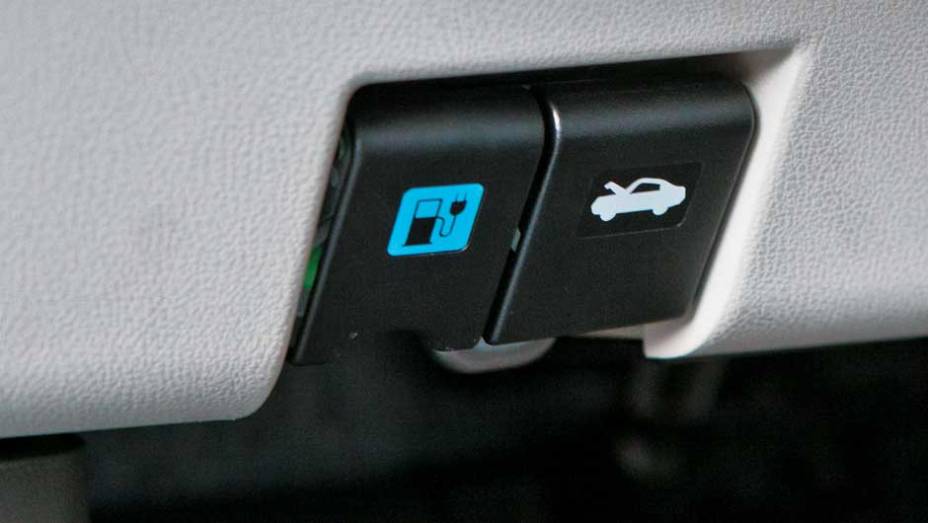 Nissan Leaf | <a href="https://gutenberg.quatrorodas.abril.com.br/salao-do-automovel/2012/carros/leaf-703954.shtml" rel="migration">Leia mais</a>