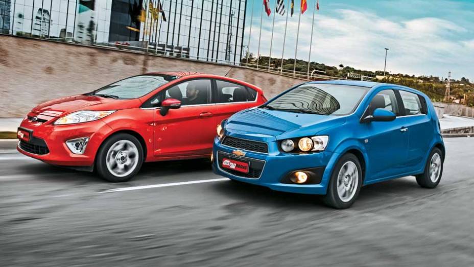 Sonic pertence a uma nova leva de hatches premium | <a href="https://gutenberg.quatrorodas.abril.com.br/carros/comparativos/ford-new-fiesta-x-chevrolet-sonic-699387.shtml" rel="migration">Leia mais</a>