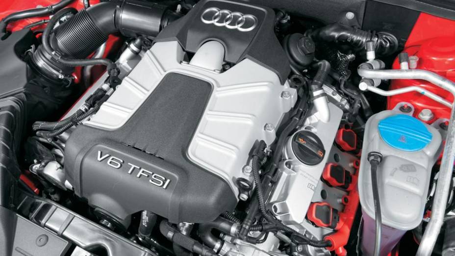 No V6 3.0, compressor mecânico | <a href="https://gutenberg.quatrorodas.abril.com.br/carros/testes/audi-s5-700509.shtml" rel="migration">Leia mais</a>