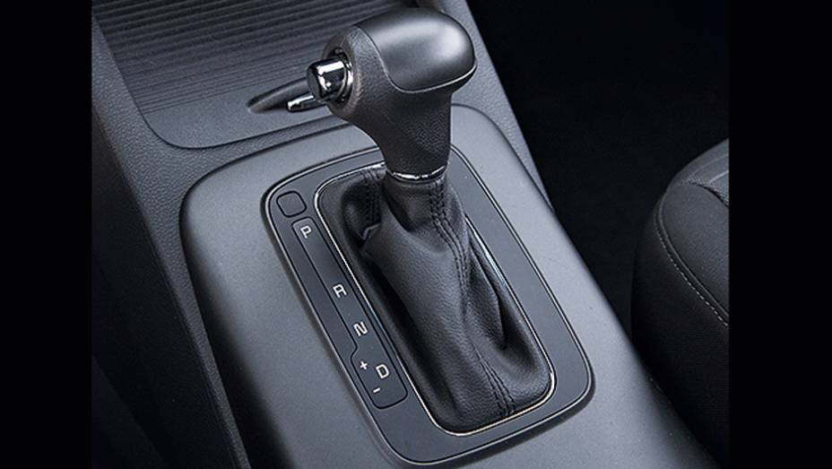 Caixa automática devem ser de série | <a href="https://gutenberg.quatrorodas.abril.com.br/carros/testes/kia-cerato-732756.shtml" rel="migration">Leia mais</a> Caixa automática devem ser de série | <a href="https://gutenberg.quatrorodas.abril.com.br/carros/testes/kia-cerato-732756.shtml" rel="migration">Leia mais</a>