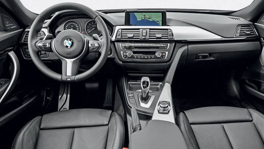 O interior é basicamente o mesmo da família da Série 3 | <a href="https://gutenberg.quatrorodas.abril.com.br/carros/impressoes/bmw-335i-gt-740953.shtml" rel="migration">Leia mais</a>