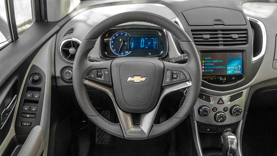 Instrumentos similares aos do Cobalt | <a href="https://gutenberg.quatrorodas.abril.com.br/carros/impressoes/chevrolet-tracker-747577.shtml" rel="migration">Leia mais</a>