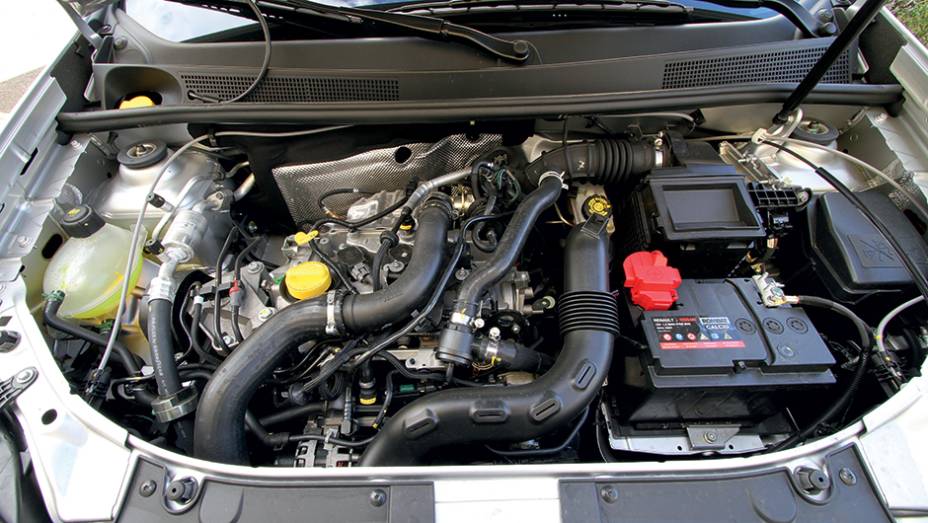 Motor 0.9 turbo exclusivo da Europa | <a href="https://gutenberg.quatrorodas.abril.com.br/carros/impressoes/dacia-logan-749339.shtml" rel="migration">Leia mais</a>