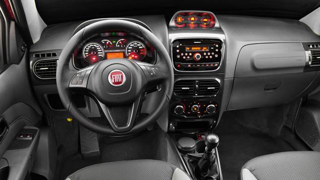 No interior da cabine da Strada, há novas cores, texturas e grafismos | <a href="https://gutenberg.quatrorodas.abril.com.br/carros/testes/fiat-strada-adventure-1-6-16v-cd-762709.shtml" rel="migration">Leia mais</a> No interior da cabine da Strada, há novas cores, texturas e grafismos | <a href="https://gutenberg.quatrorodas.abril.com.br/carros/testes/fiat-strada-adventure-1-6-16v-cd-762709.shtml" rel="migration">Leia mais</a>