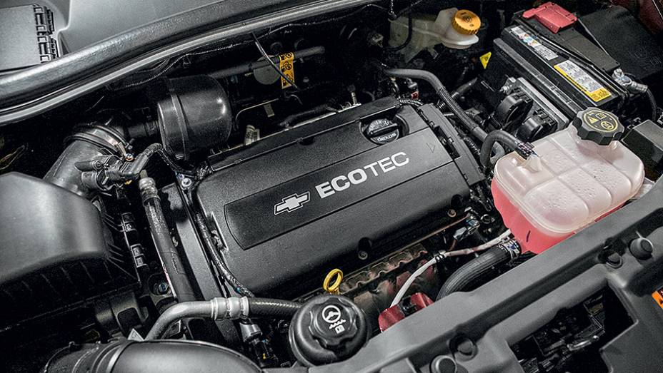 Motor gera 144 cv com etanol | <a href="https://gutenberg.quatrorodas.abril.com.br/carros/testes/aventureiros-urbanos-777231.shtml" rel="migration">Leia mais</a>