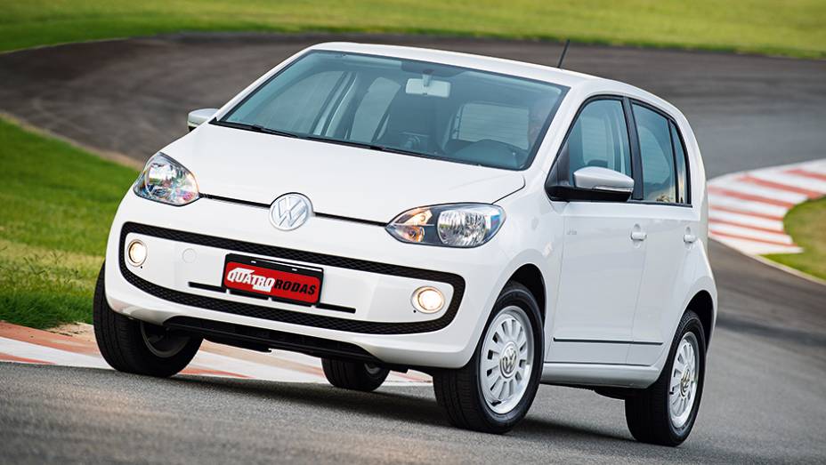 O design de linhas limpas tem boa aerodinâmica, com Cx de 0,36 | <a href="https://gutenberg.quatrorodas.abril.com.br/carros/testes/volkswagen-up-773936.shtml" rel="migration">Leia mais</a>