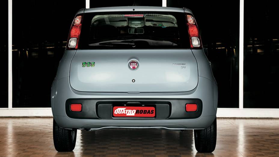 Uno encara o Up! com duas opções de motor, 1.0 e 1.4 | <a href="https://gutenberg.quatrorodas.abril.com.br/carros/comparativos/hatches-compactos-entrada-779938.shtml" rel="migration">Leia mais</a>