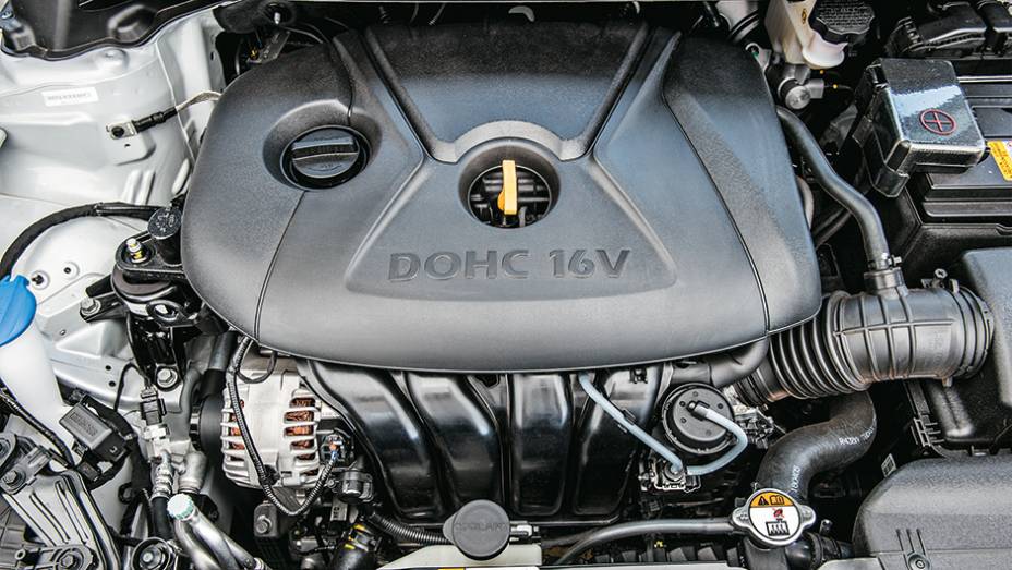Sai 1.6 flex, entra 1.8 a gasolina de 150 cv | <a href="https://gutenberg.quatrorodas.abril.com.br/carros/impressoes/hyundai-i30-1-8-779010.shtml" rel="migration">Leia mais</a>