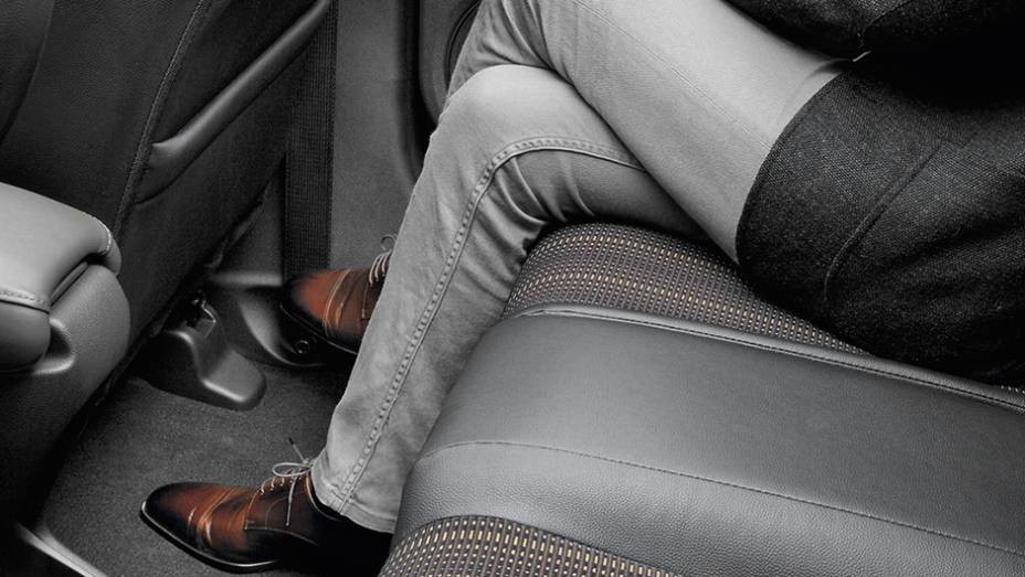 O espa&ccedil;o interno surpreende | <a href="https://gutenberg.quatrorodas.abril.com.br/carros/impressoes/honda-vezel-777550.shtml" rel="migration">Leia mais</a>