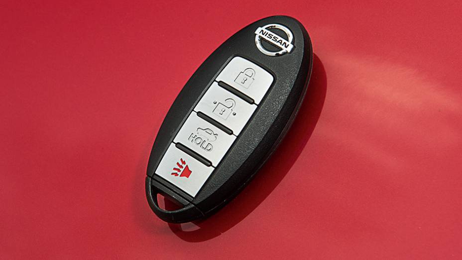 Peça do Sentra é fina e pequena | <a href="https://gutenberg.quatrorodas.abril.com.br/carros/comparativos/sedas-medios-783295.shtml" rel="migration">Leia mais</a> Peça do Sentra é fina e pequena | <a href="https://gutenberg.quatrorodas.abril.com.br/carros/comparativos/sedas-medios-783295.shtml" rel="migration">Leia mais</a>