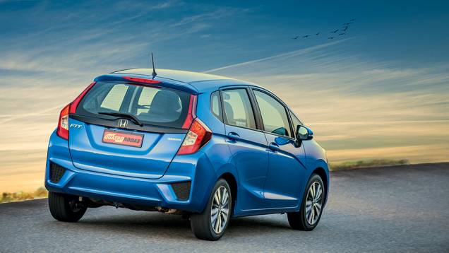 A plataforma é a mesma dos novos City e Vezel | <a href="https://gutenberg.quatrorodas.abril.com.br/carros/testes/honda-fit-exl-1-5-786780.shtml" rel="migration">Leia mais</a> A plataforma é a mesma dos novos City e Vezel | <a href="https://gutenberg.quatrorodas.abril.com.br/carros/testes/honda-fit-exl-1-5-786780.shtml" rel="migration">Leia mais</a>