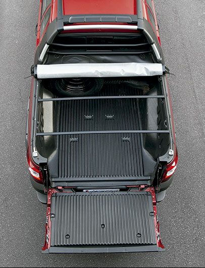 Caçamba volumosa, para até 910 litros | <a href="https://gutenberg.quatrorodas.abril.com.br/carros/comparativos/saveiro-x-strada-787696.shtml" rel="migration">Leia mais</a> Caçamba volumosa, para até 910 litros | <a href="https://gutenberg.quatrorodas.abril.com.br/carros/comparativos/saveiro-x-strada-787696.shtml" rel="migration">Leia mais</a>