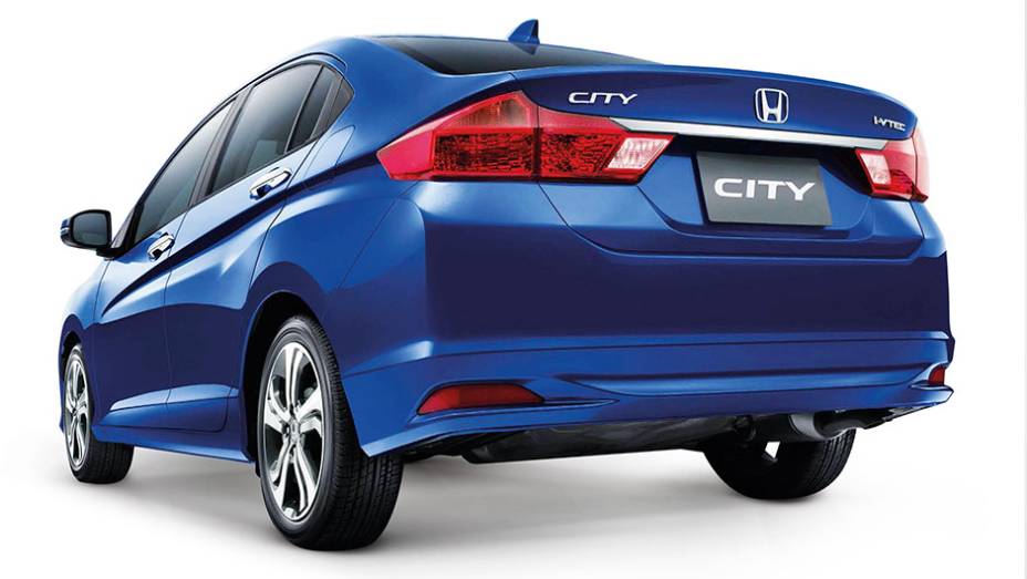 Lanternas lembram as do novo Civic e criam uma assinatura de designl | <a href="https://gutenberg.quatrorodas.abril.com.br/reportagens/geral/vale-esperar-novo-honda-city-792682.shtml" rel="migration">Leia mais</a>