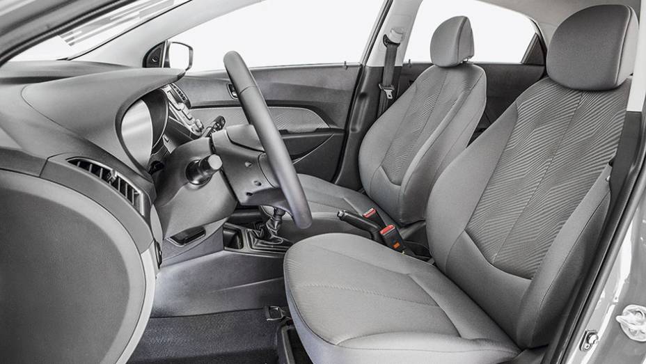 | <a href="https://gutenberg.quatrorodas.abril.com.br/carros/comparativos/renault-sandero-x-chevrolet-onix-x-hyundai-hb20-798448.shtml" rel="migration">Leia mais</a>