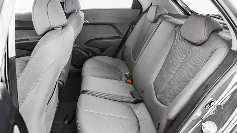 | <a href="https://gutenberg.quatrorodas.abril.com.br/carros/comparativos/renault-sandero-x-chevrolet-onix-x-hyundai-hb20-798448.shtml" rel="migration">Leia mais</a>