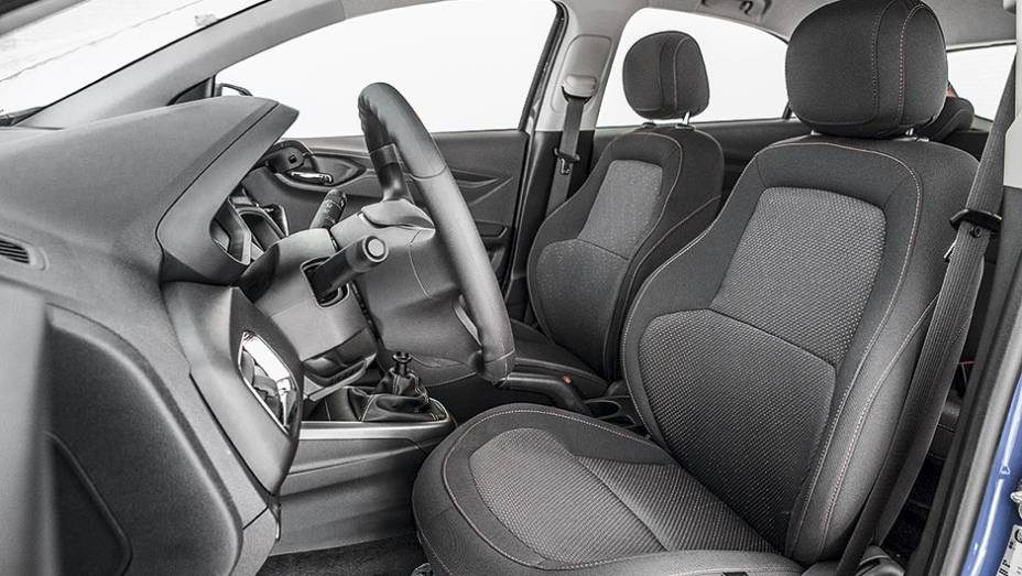 | <a href="https://gutenberg.quatrorodas.abril.com.br/carros/comparativos/renault-sandero-x-chevrolet-onix-x-hyundai-hb20-798448.shtml" rel="migration">Leia mais</a>
