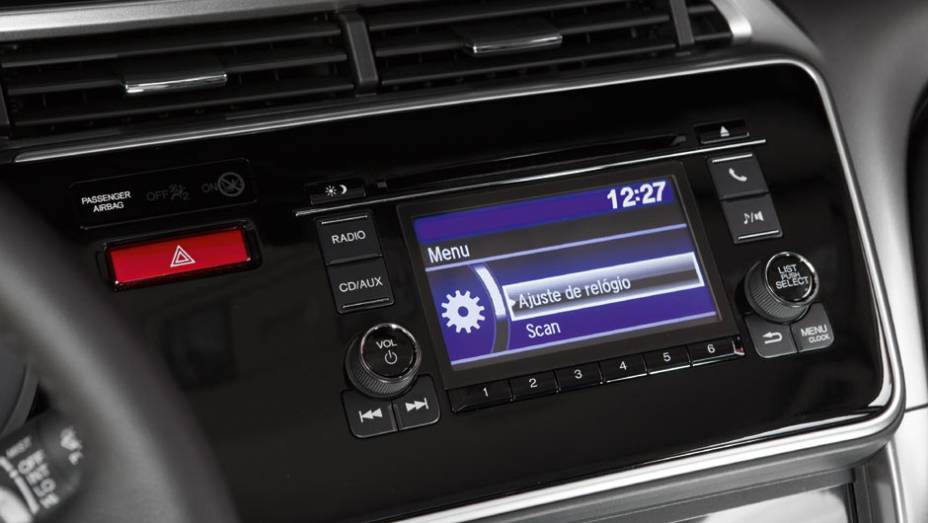 Sistema multimídia tem tela de 5 polegadas | <a href="https://gutenberg.quatrorodas.abril.com.br/carros/testes/honda-city-807297.shtml" target="_blank" rel="migration">Leia mais</a> Sistema multimídia tem tela de 5 polegadas | <a href="https://gutenberg.quatrorodas.abril.com.br/carros/testes/honda-city-807297.shtml" target="_blank" rel="migration">Leia mais</a>